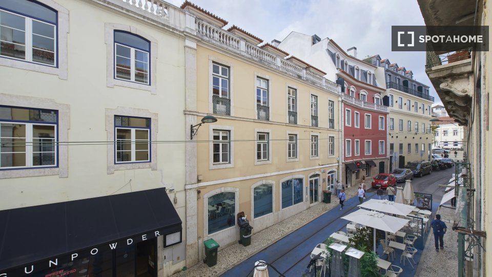 Double room Lisbon, 8 beds — photo 14