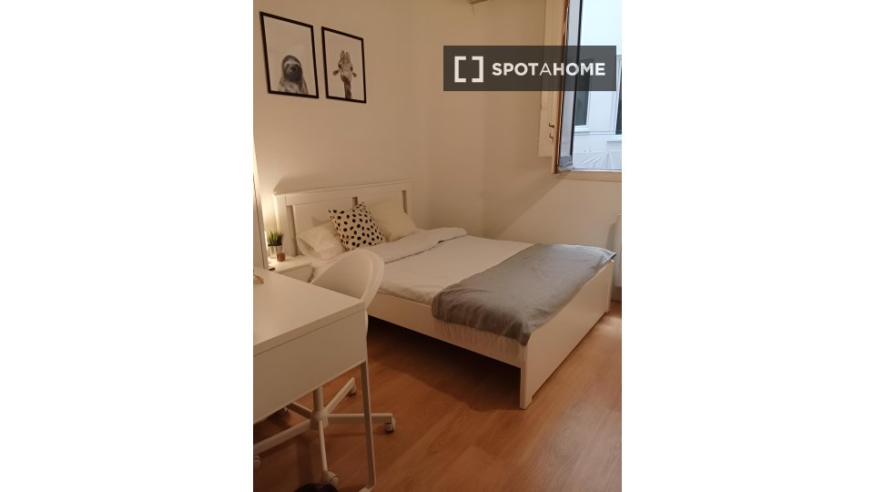 Double room Madrid, 8 beds — photo 95