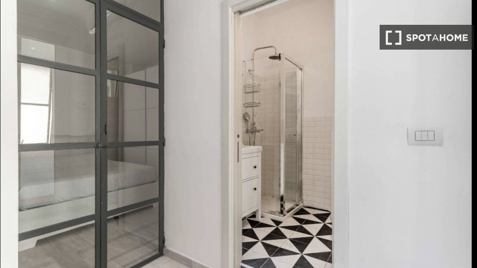 Apartment Milan, 1 bed, 60m² — photo 1