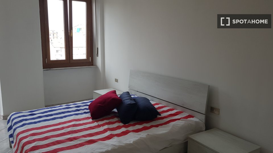 Double room Turin, 3 beds, 96m² — photo 10