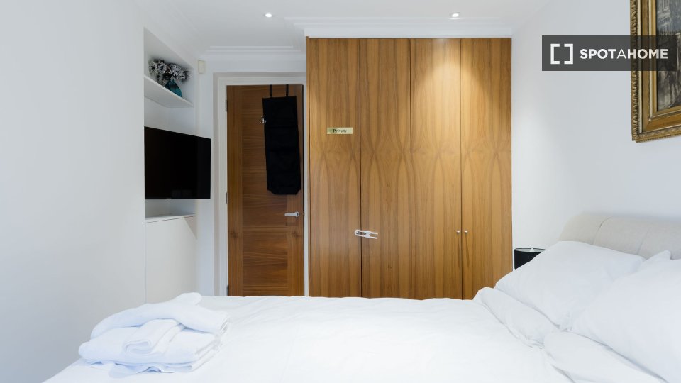 Apartment London, 3 beds — photo 2