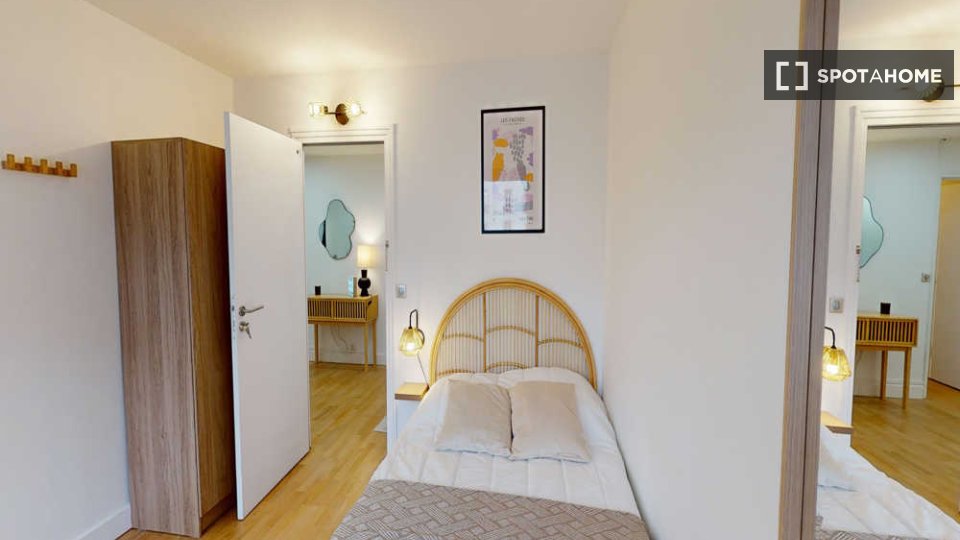 Double room Paris, 5 beds, 120m² — photo 7