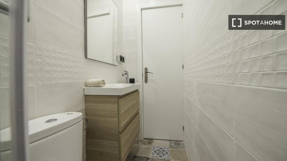 Double room Barcelona, 4 beds — photo 7