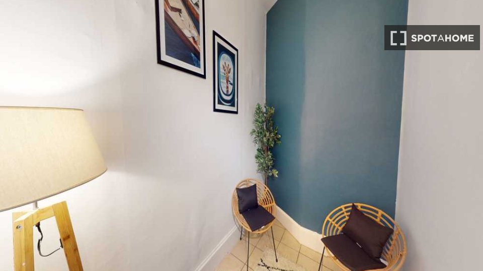 Double room Lyon, 4 beds, 110m² — photo 2