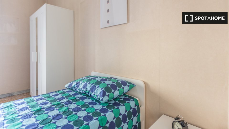 Double room Rome, 4 beds — photo 5