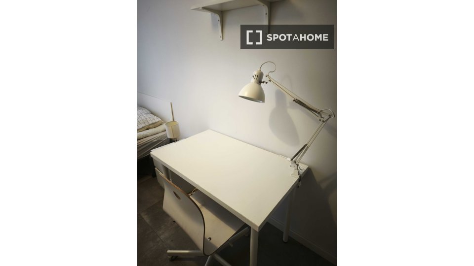 Double room Madrid, 4 beds, 77m² — photo 63