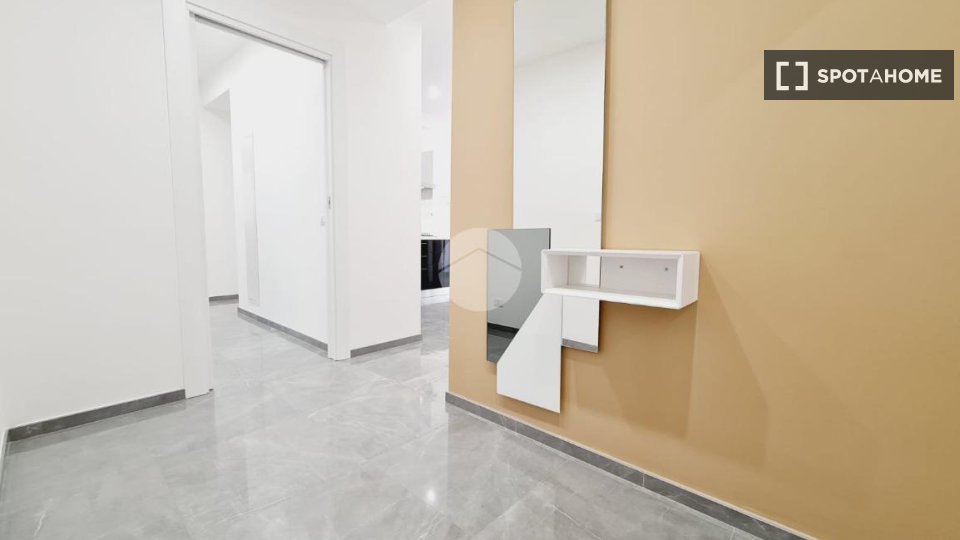 Double room Rome, 3 beds, 86m² — photo 5