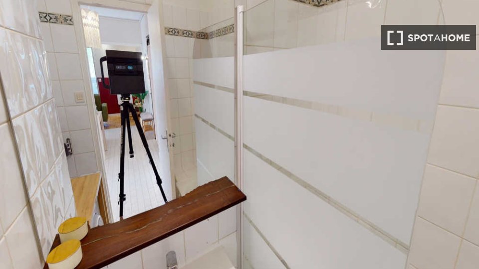 Double room Lyon, 5 beds, 90m² — photo 7