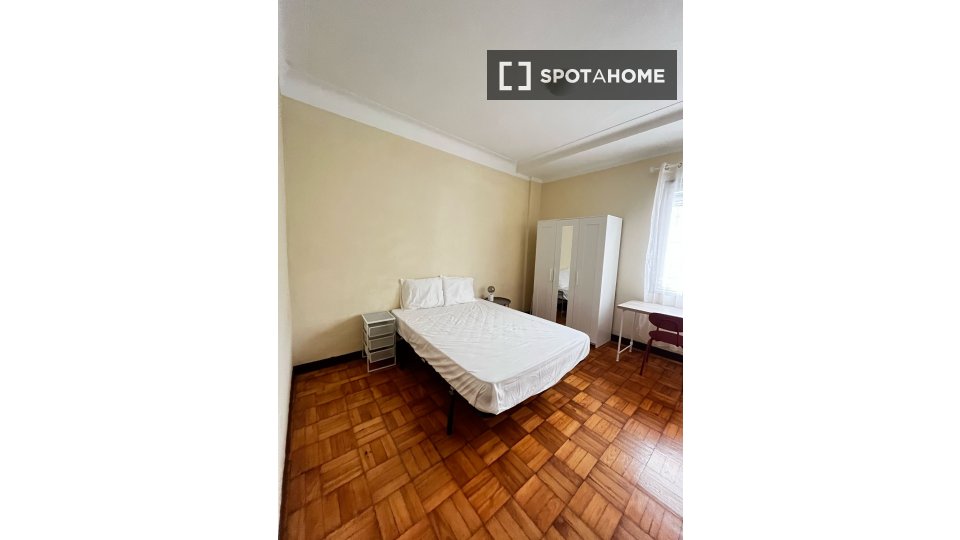 Double room Porto, 5 beds — photo 18