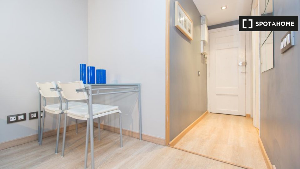 Apartment Barcelona, 2 beds, 55m² — photo 5