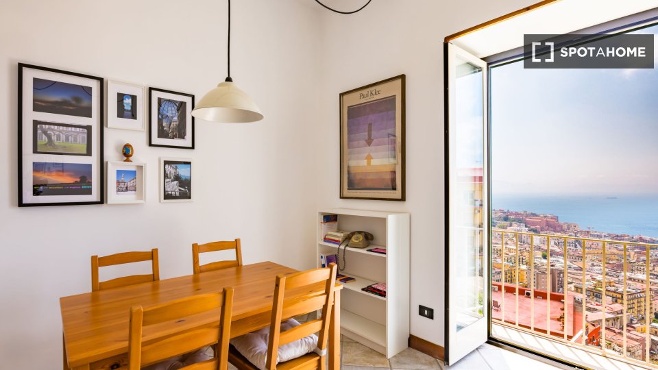 Apartment Naples, 1 bed, 80m² — photo 2