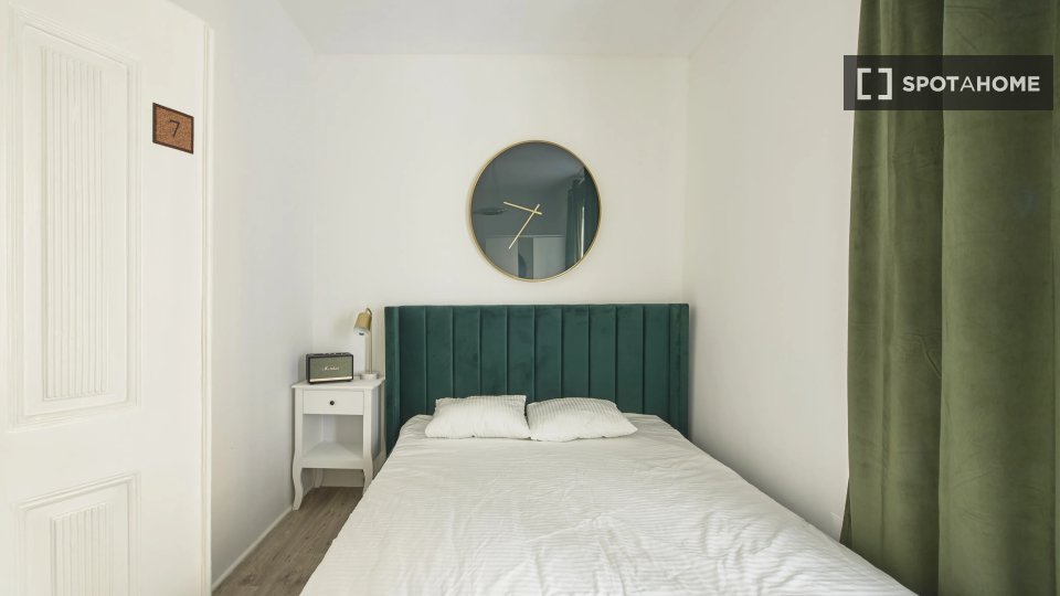 Double room Lisbon, 8 beds — photo 11