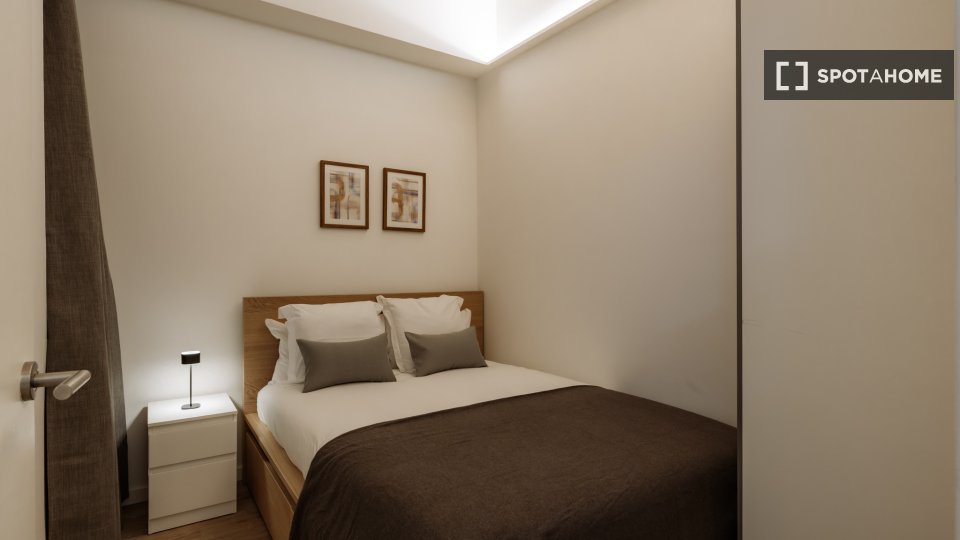 Apartment Barcelona, 2 beds, 74m² — photo 19