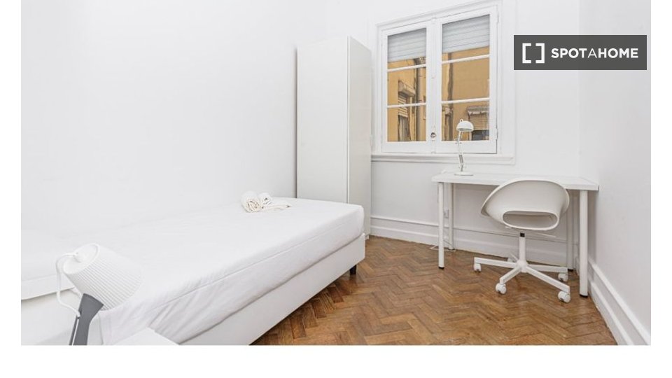 Double room Lisbon, 8 beds — photo 1