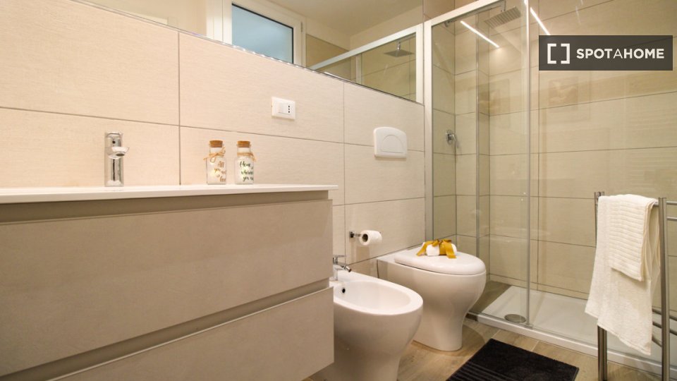 Double room Bologna, 7 beds — photo 3