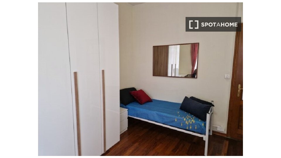 Double room Turin, 2 beds — photo 7