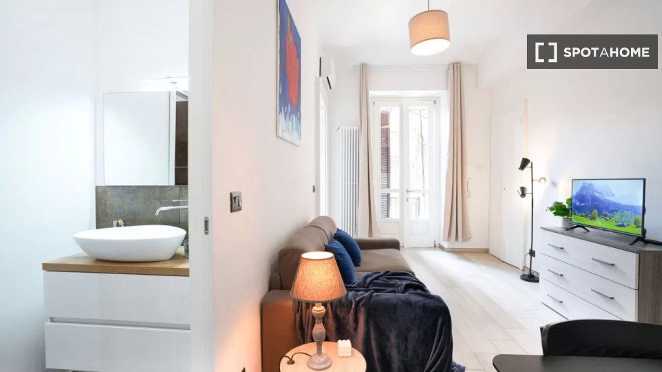 Apartment Turin, 1 bed — photo 5