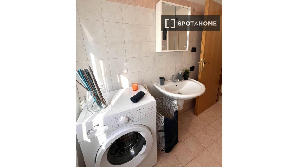 Double room Trento, 1 bed — photo 9