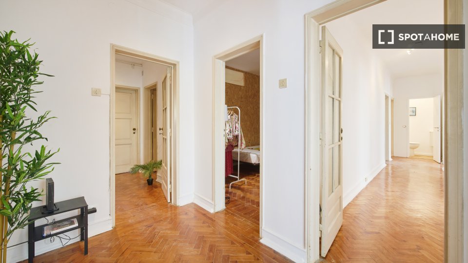 Double room Lisbon, 8 beds — photo 2