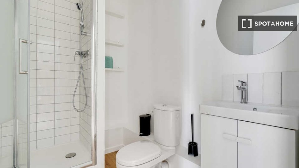 Double room Paris, 5 beds, 130m² — photo 11