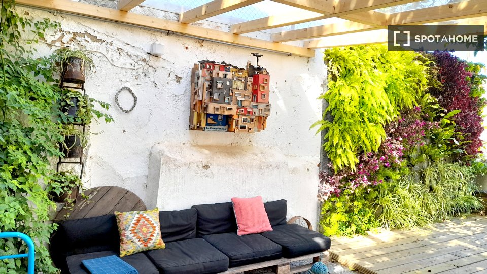 Apartment mono Lisbon, 45m² — photo 17