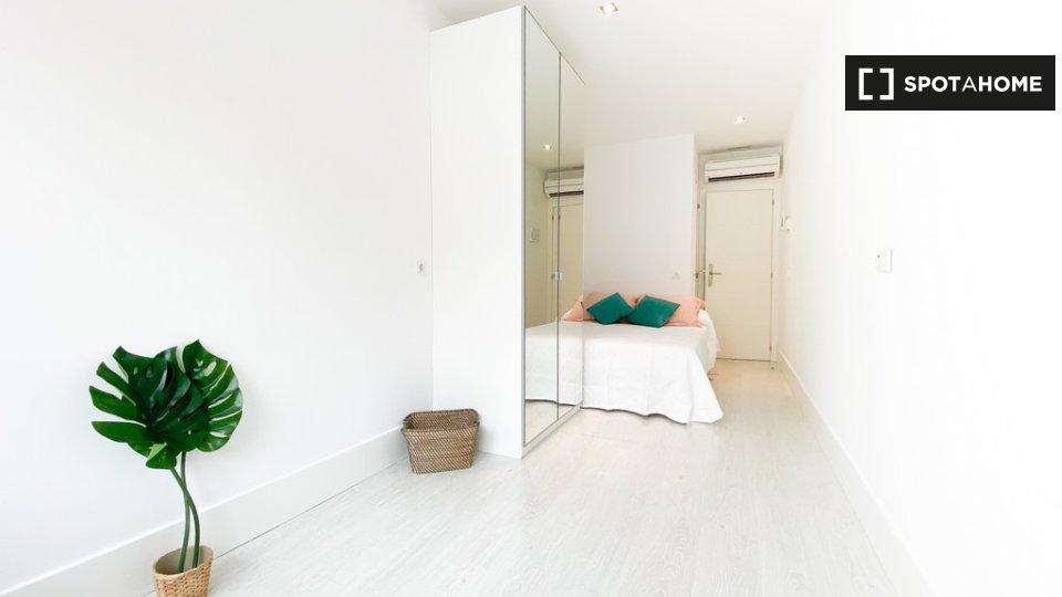 Apartment Madrid, 1 bed — photo 11