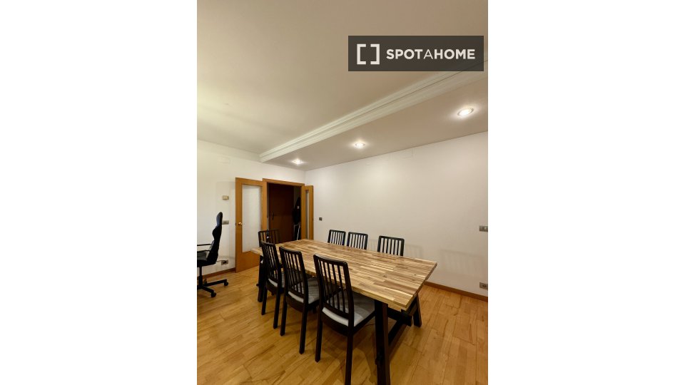 Double room Barcelona, 4 beds, 120m² — photo 11