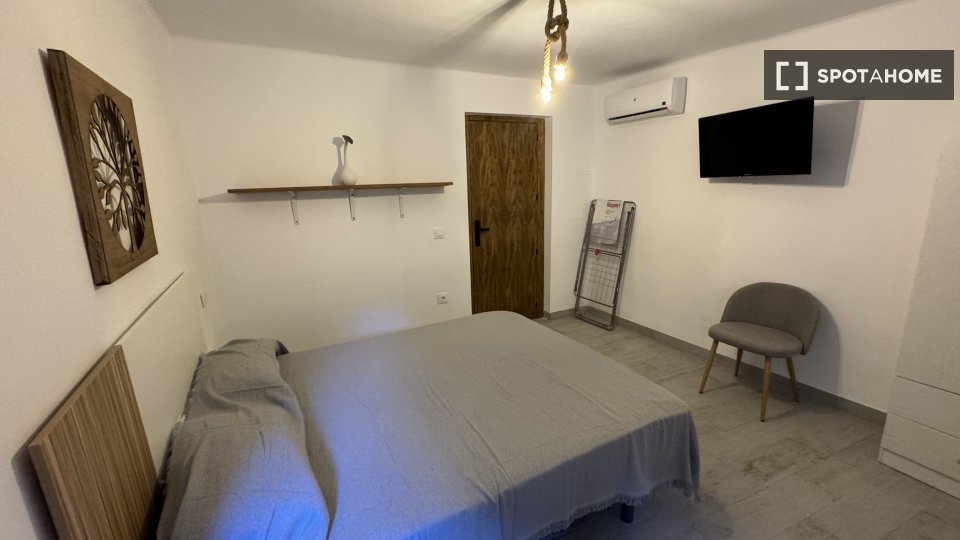 Apartment Almeria, 2 beds, 83m² — photo 8