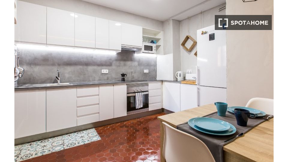 Double room Barcelona, 7 beds, 200m² — photo 5