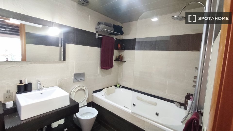 Apartment Barcelona, 2 beds, 95m² — photo 3