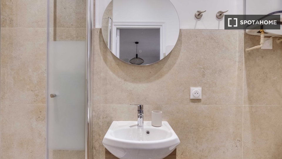 Apartment mono Paris, 15m² — photo 10