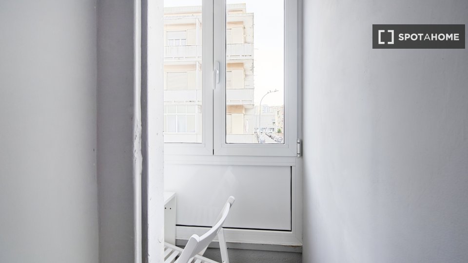 Double room Lisbon, 6 beds — photo 13