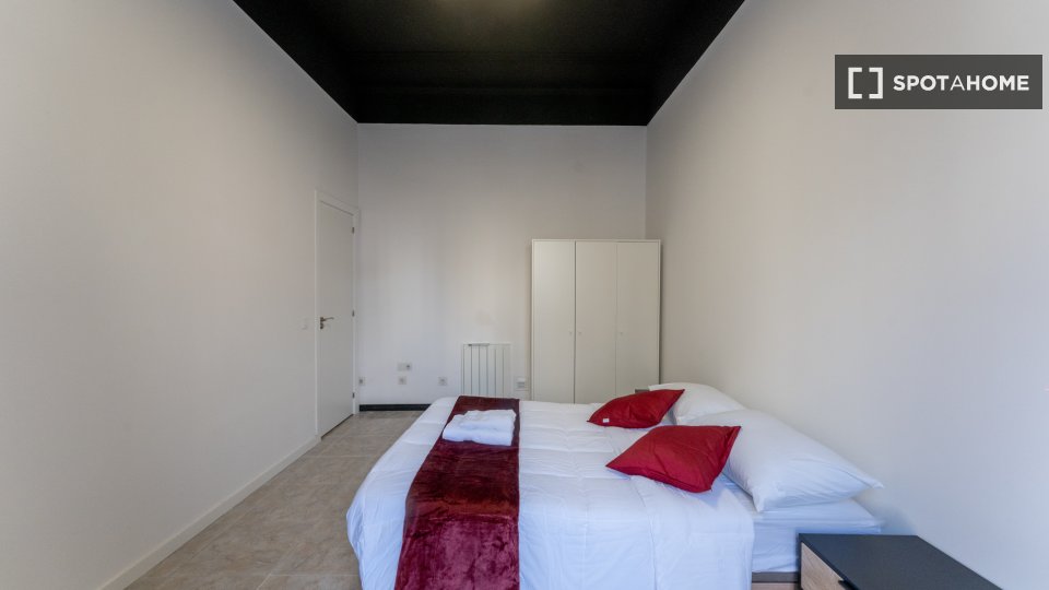 Double room Madrid, 11 beds — photo 6