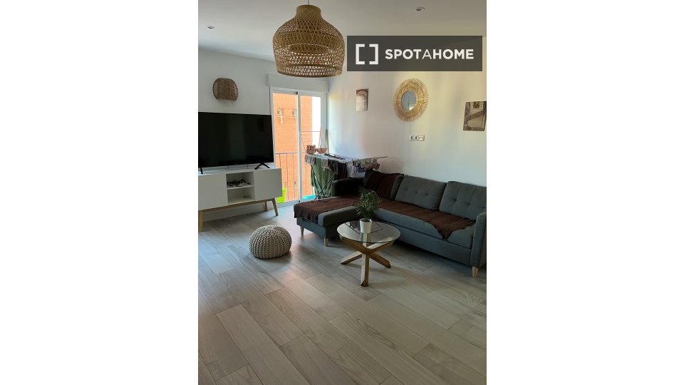 Double room Malaga, 5 beds, 125m² — photo 12