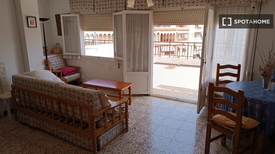 Apartment Alicante, 2 beds, 86m² — photo 15
