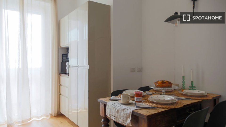 Apartment Milan, 1 bed, 49m² — photo 12