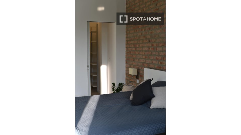 Double room Berlin, 4 beds, 171m² — photo 11