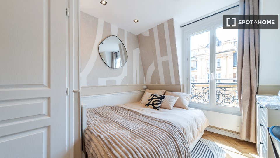 Apartamento París, 1 habitación, 13m² — foto 2