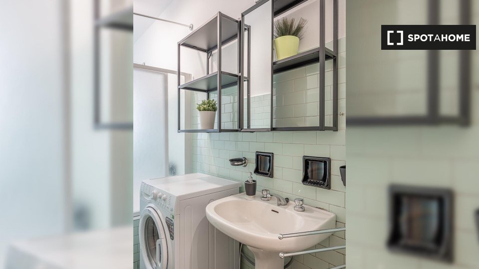 Double room Milan, 4 beds, 90m² — photo 9