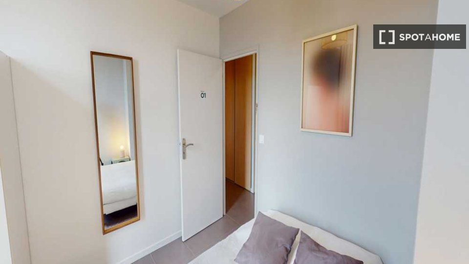 Double room Lyon, 3 beds, 70m² — photo 2