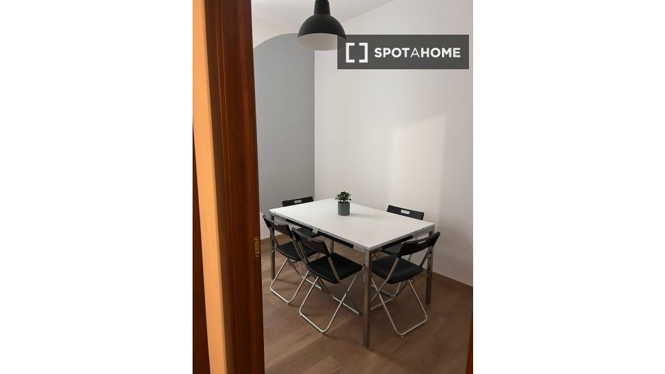 Double room Brescia, 5 beds — photo 13