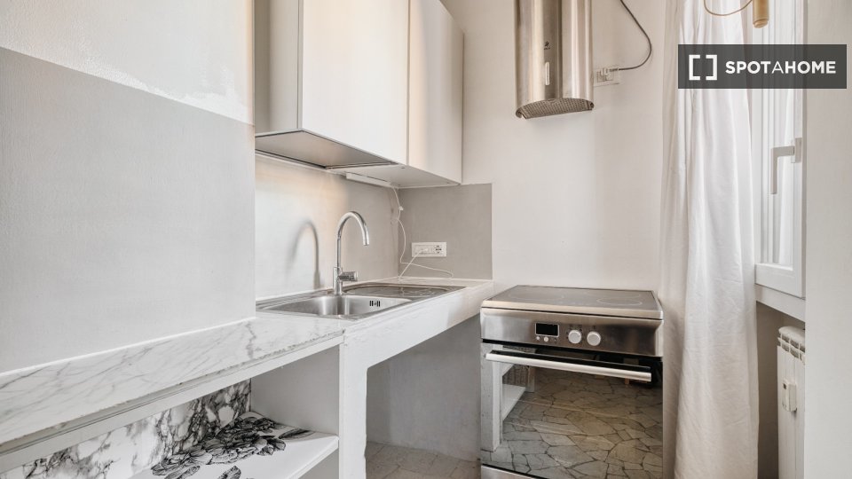 Apartment Milan, 1 bed, 38m² — photo 17