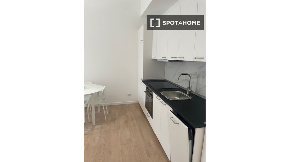 Apartment Rome, 1 bed — photo 6