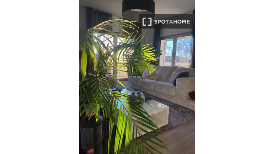 Apartment Lisbon, 2 beds, 120m² — photo 11