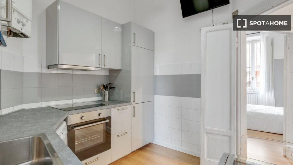 Double room Milan, 2 beds, 70m² — photo 10