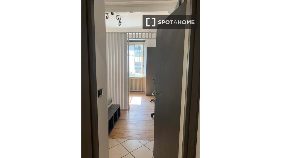 Double room Turin, 1 bed — photo 18