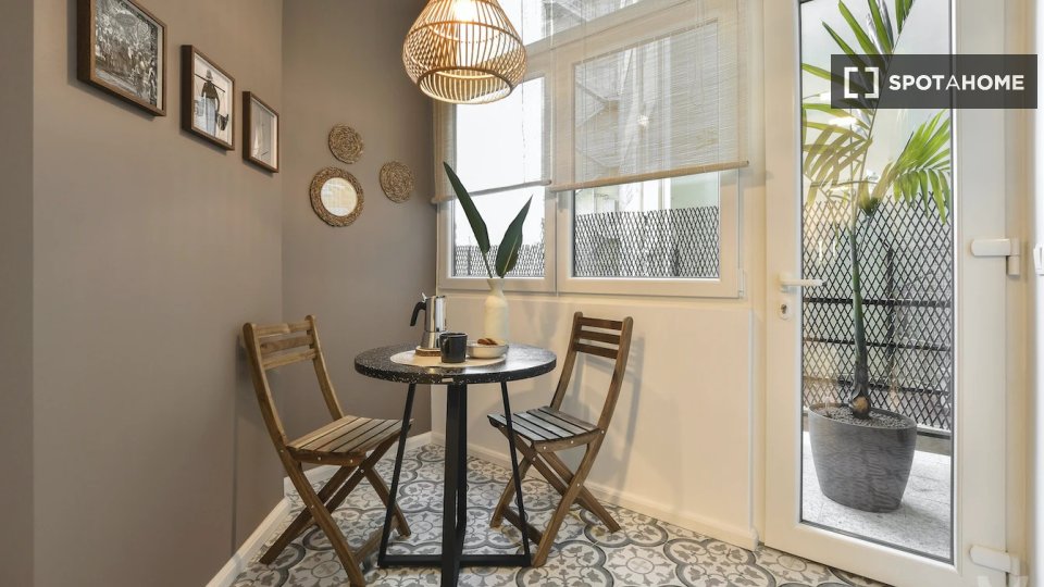 Apartment Lisbon, 2 beds — photo 8