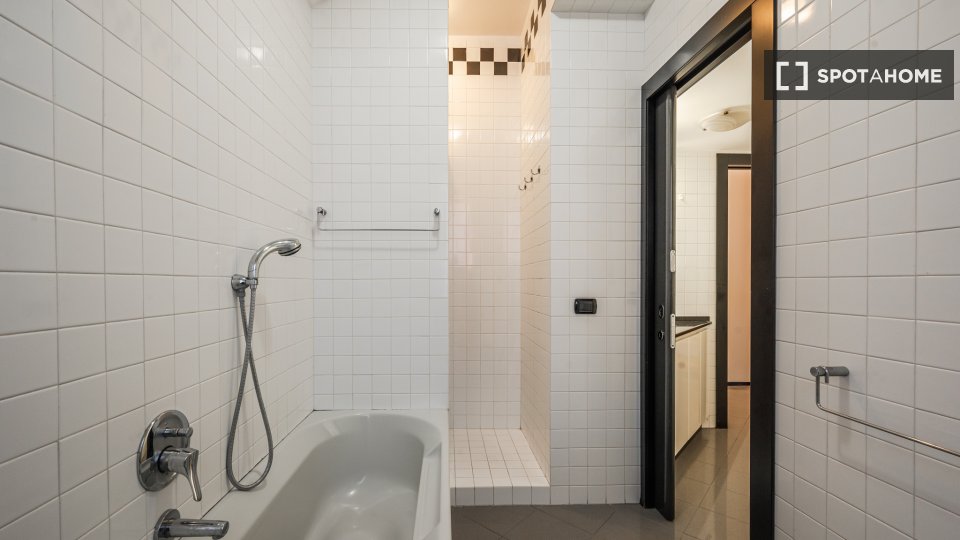 Apartment Milan, 2 beds, 85m² — photo 1