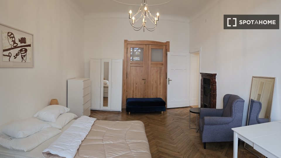 Double room Berlin, 4 beds, 130m² — photo 3