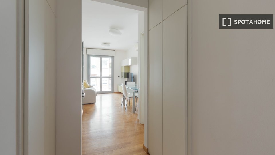 Apartment Milan, 1 bed, 55m² — photo 11